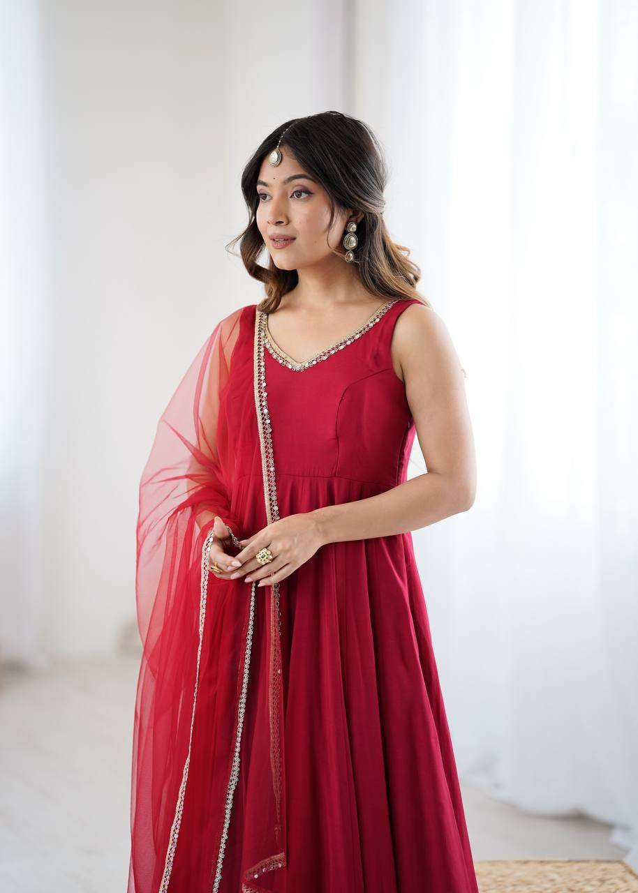 Womens Pure Romansilk Chanderi Anarkali Kurti with Pant & Dupatta Set - Image 8